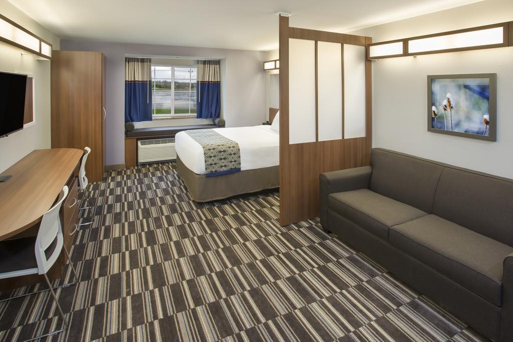 Quality Inn & Suites Caldwell I-77 Exterior photo